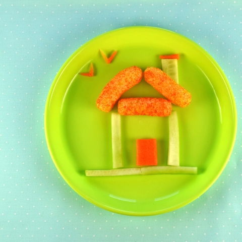 Cosy House Fun Plate