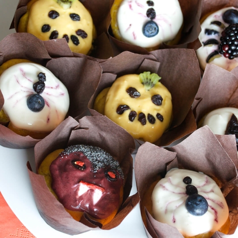 Sweet Halloween Pumpkin Muffins